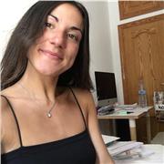 Profesora de castellano nativa dispuesta a ayudar a aprender de manera dinámica y divertida el idioma